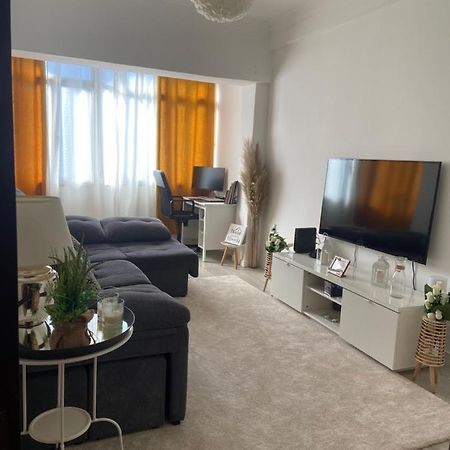 An Elegant & Cozy Apartment Amadora Buitenkant foto